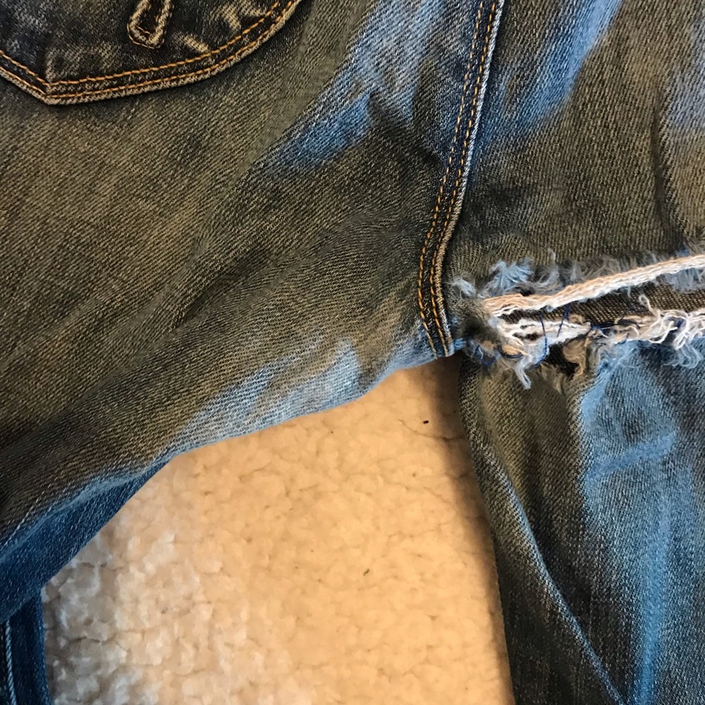 Distressed Citizens of Humanity Jeans Size 29 - Picture 4 of 8